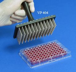 Replicators and Manifolds